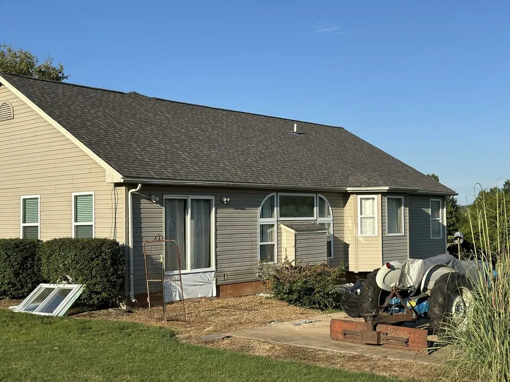 Slide of Ryan’Z Roof’Z and Extior’Z