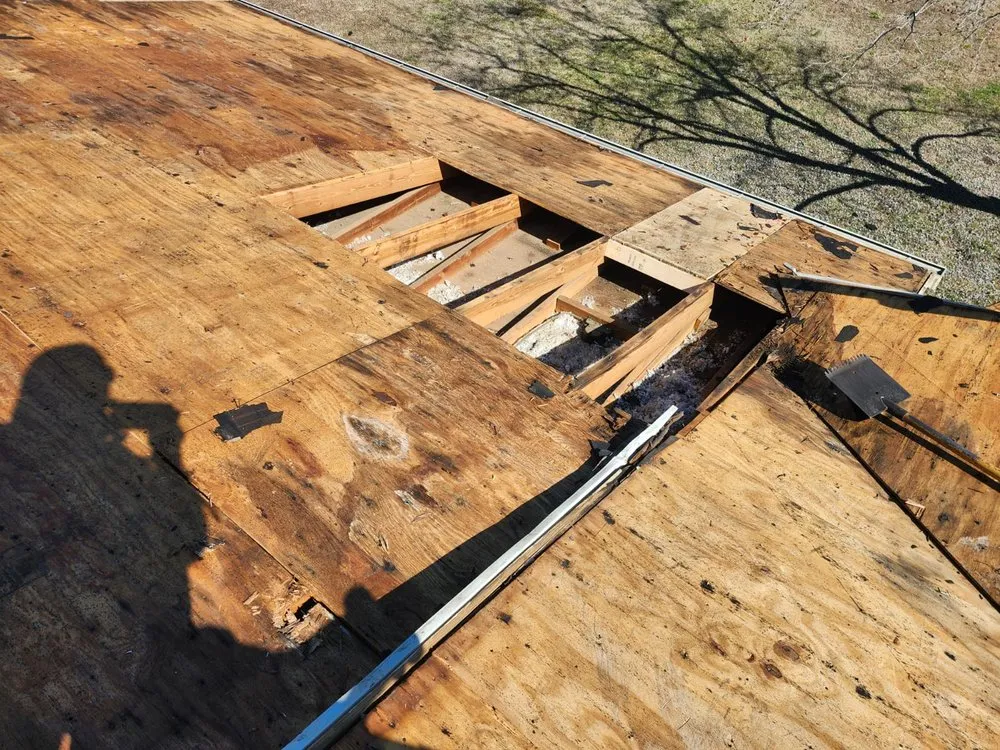 Slide of RYC Roofing Construction