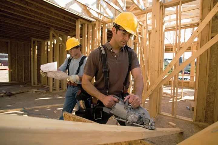 Reliable shingle roofing service in Masonville, IA - S & R Construction