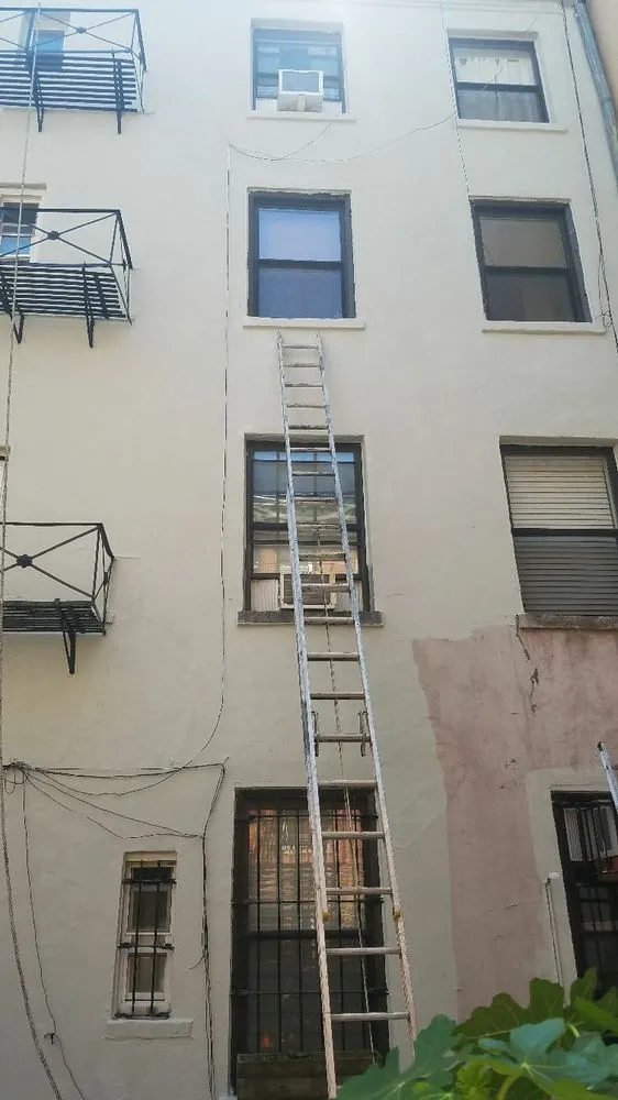 Slide of S & R General Construction NYC