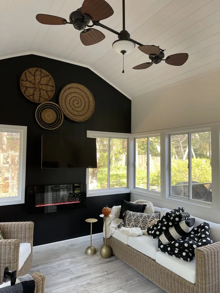 Slide of S & R General Contracting