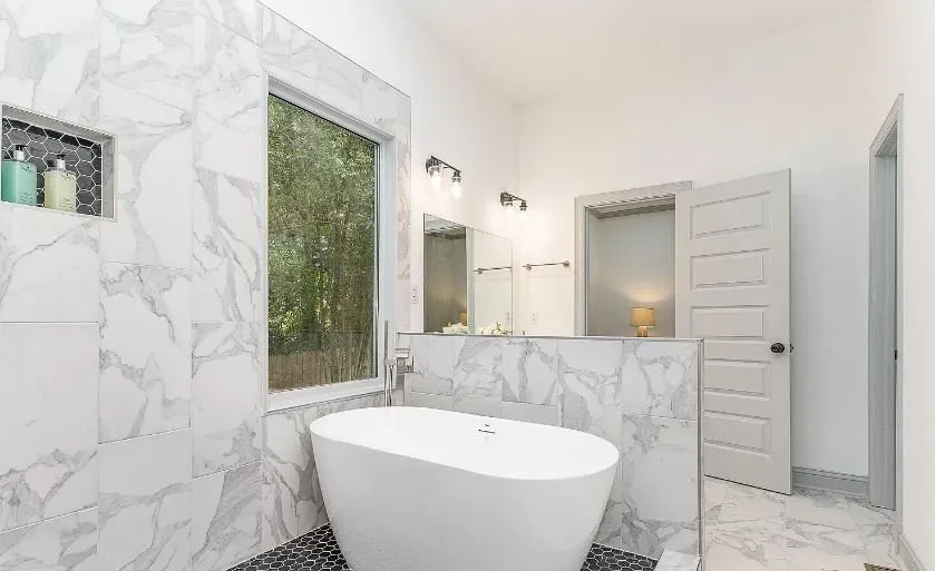 Slide of S & R General Contracting