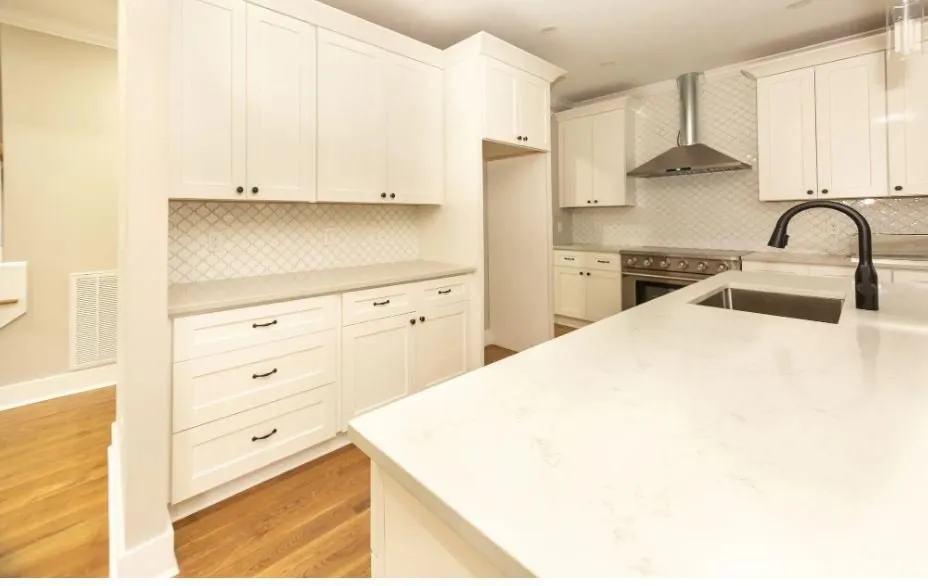 Slide of S & R General Contracting