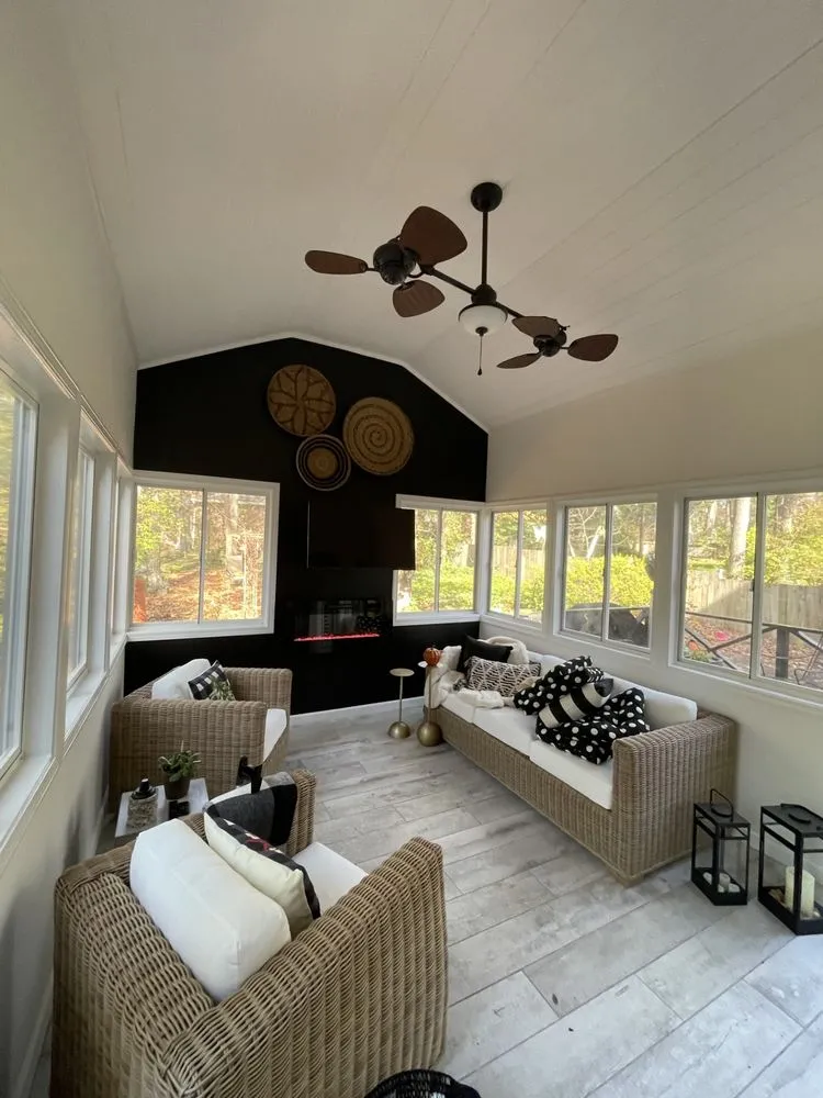 Slide of S & R General Contracting