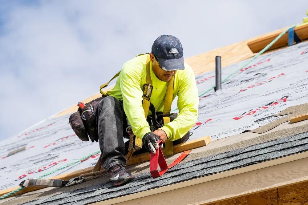 Slide of S & R General Contractors