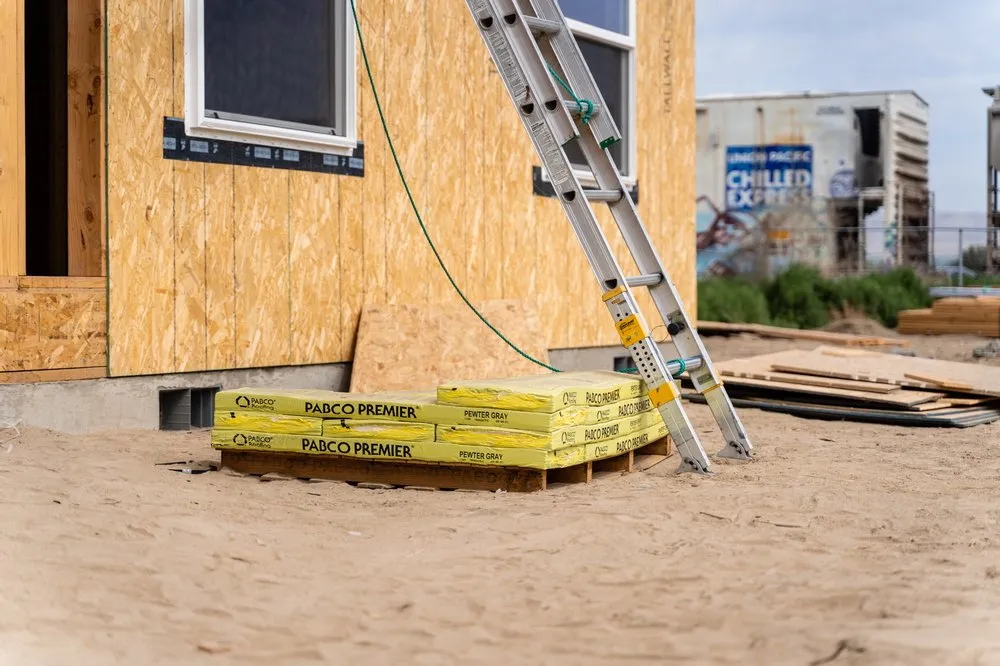 Slide of S & R General Contractors