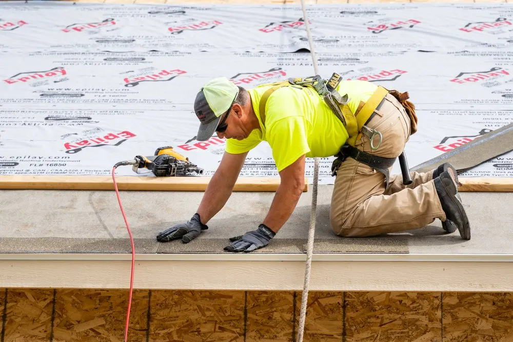 Slide of S & R General Contractors