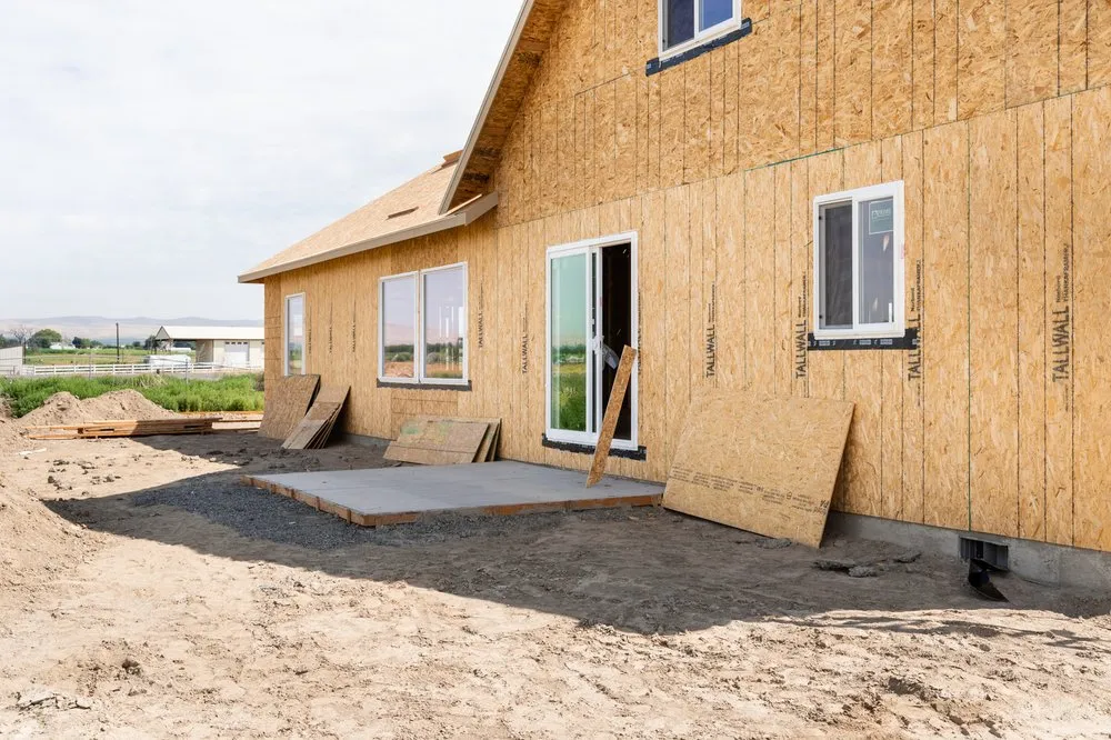 Slide of S & R General Contractors