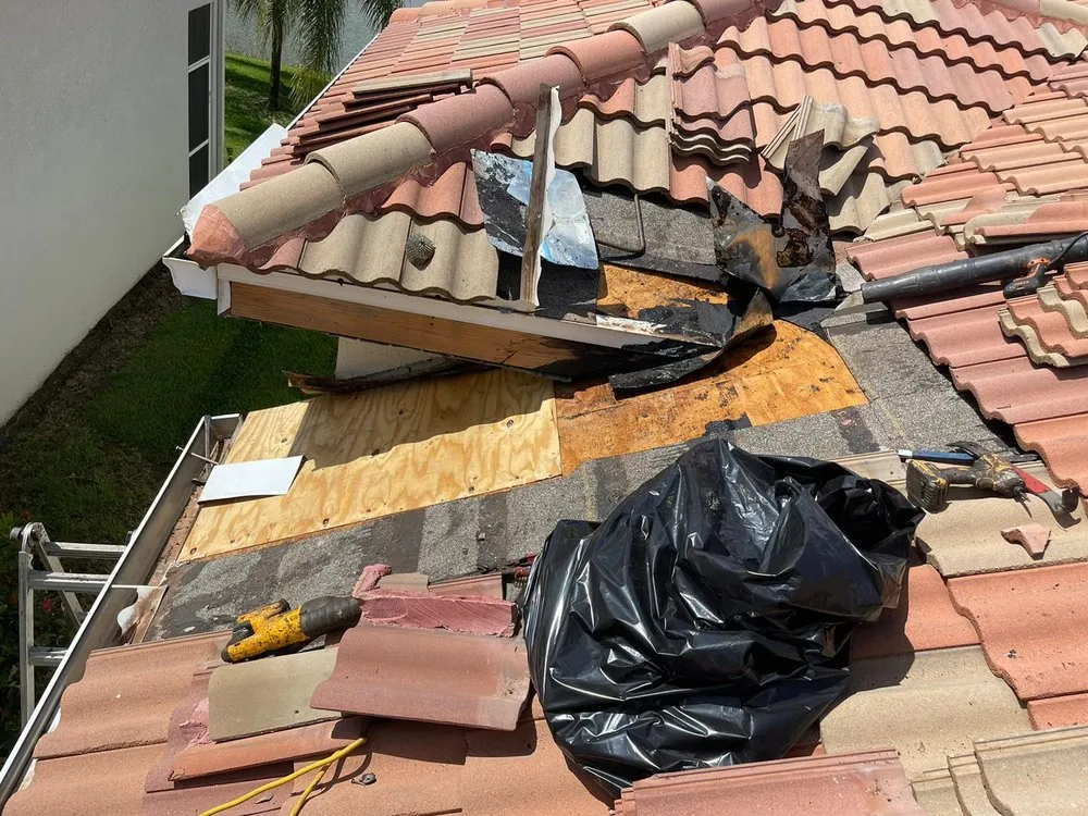 Slide of S & R Roofing Services LLC