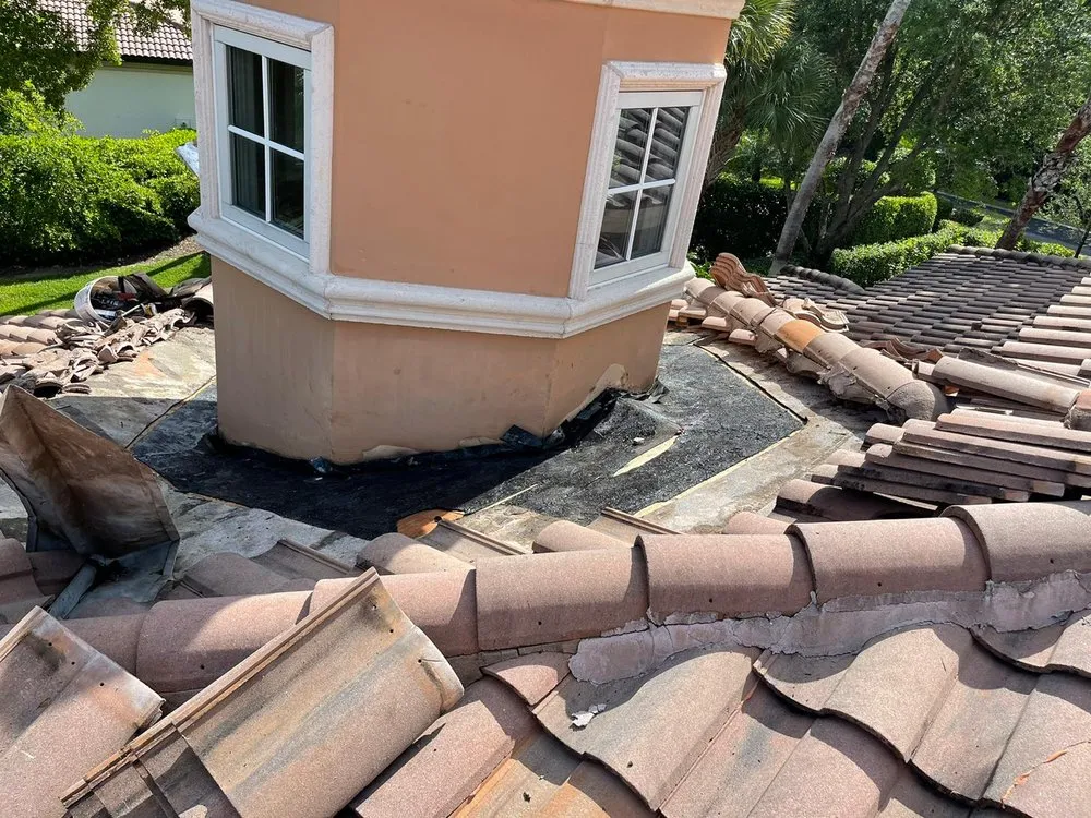 Slide of S & R Roofing Services LLC