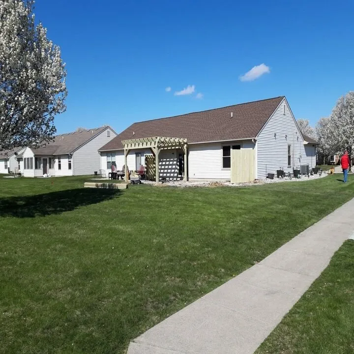 Emergency roof repair experts serving Spencerville, IN - S L Construction