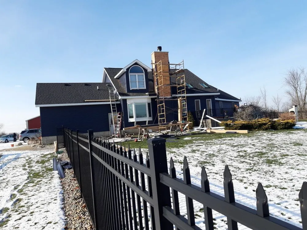 Expert shingle roofing service in Spencerville, IN - S L Construction
