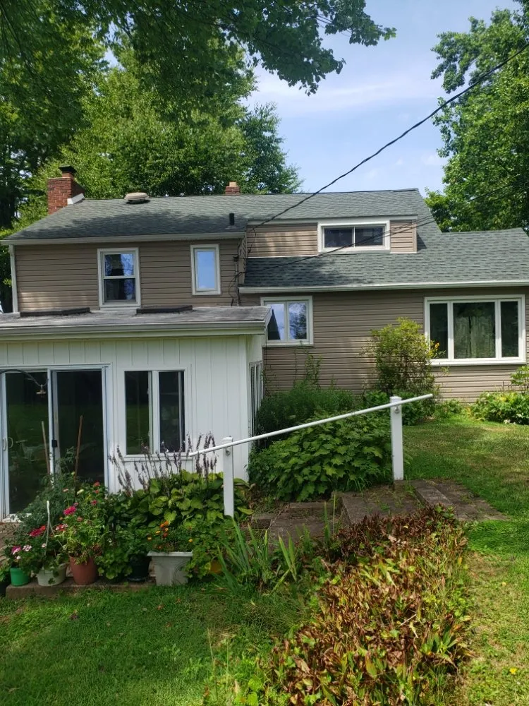 Slide of S R General Contractor