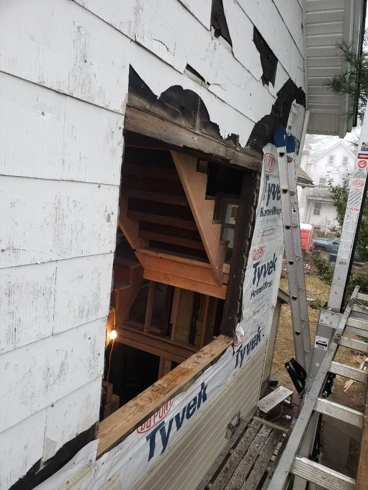 Slide of S R General Contractor