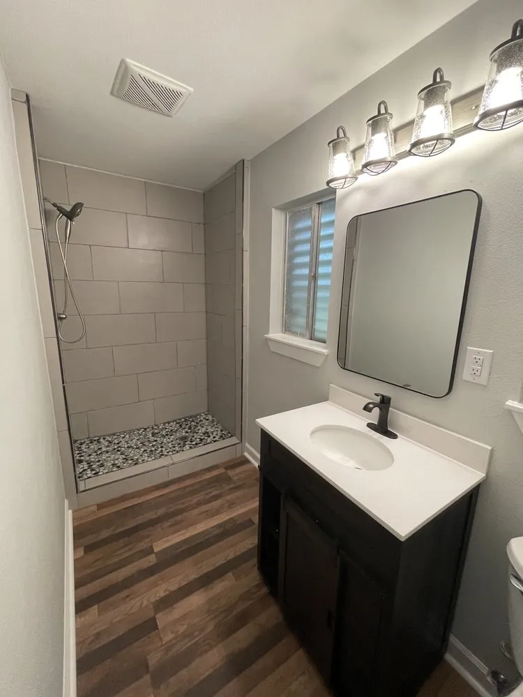 Slide of S R Restorations