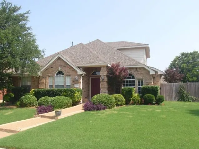 Slide of S2F Roofing & Construction