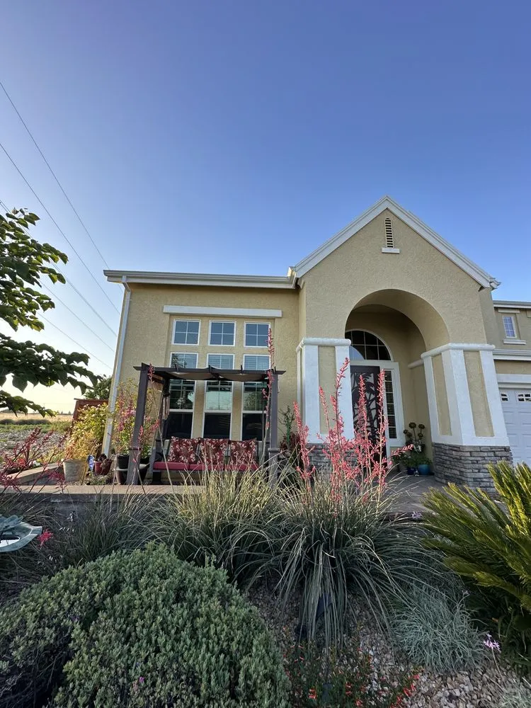 Slide of Sacramento Valley Roofing and Gutters