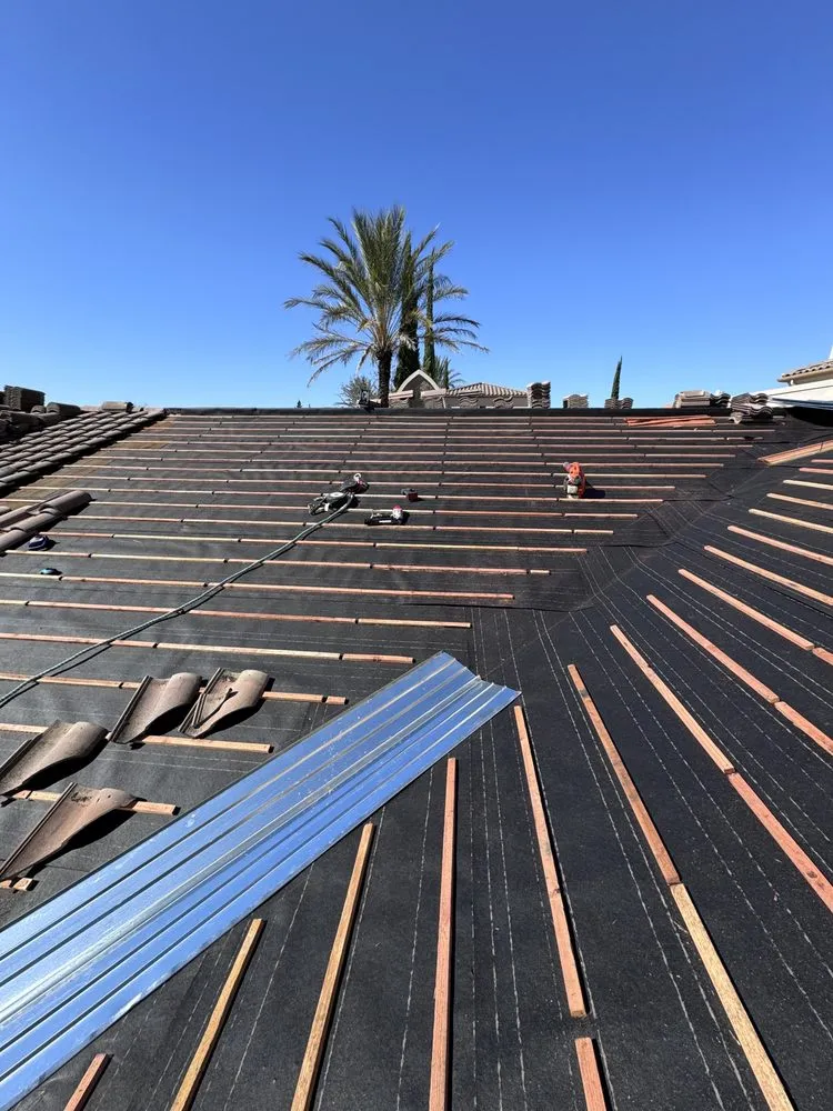 Slide of Sacramento Valley Roofing and Gutters