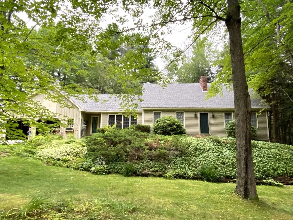 Slide of Sacred Builders