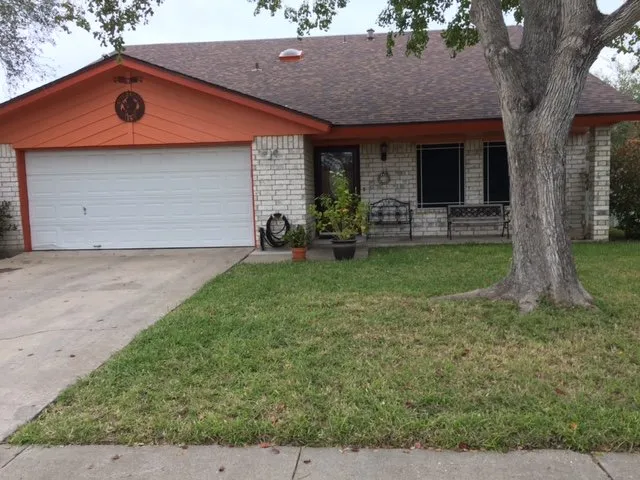 Slide of Saddlewood Roofing