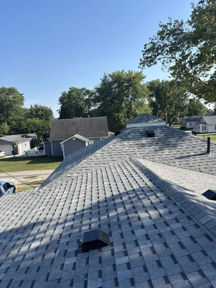 Slide of Sadie Mae’s Roof & Woof