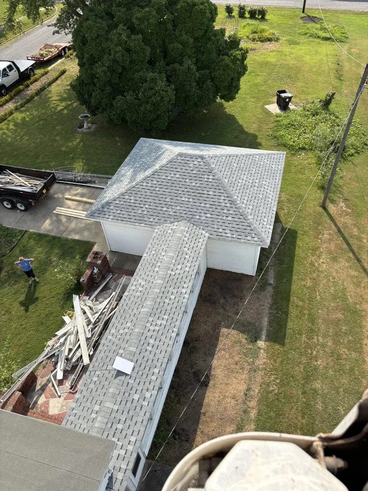 Slide of Sadie Mae’s Roof & Woof