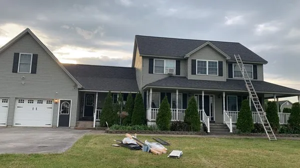 Saenz Construction Logo