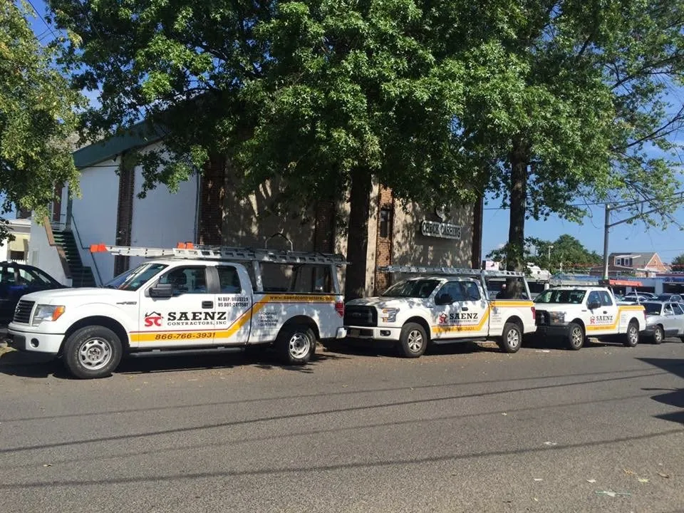 Slide of Saenz Contractors