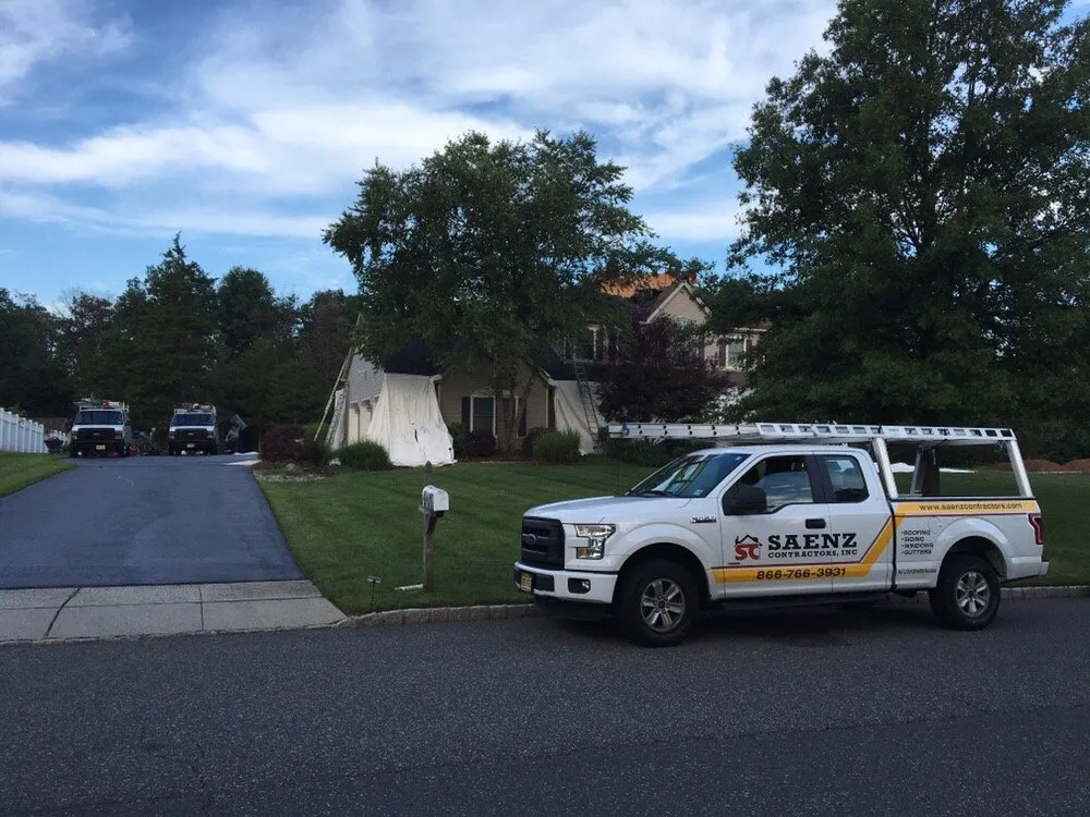 Slide of Saenz Contractors