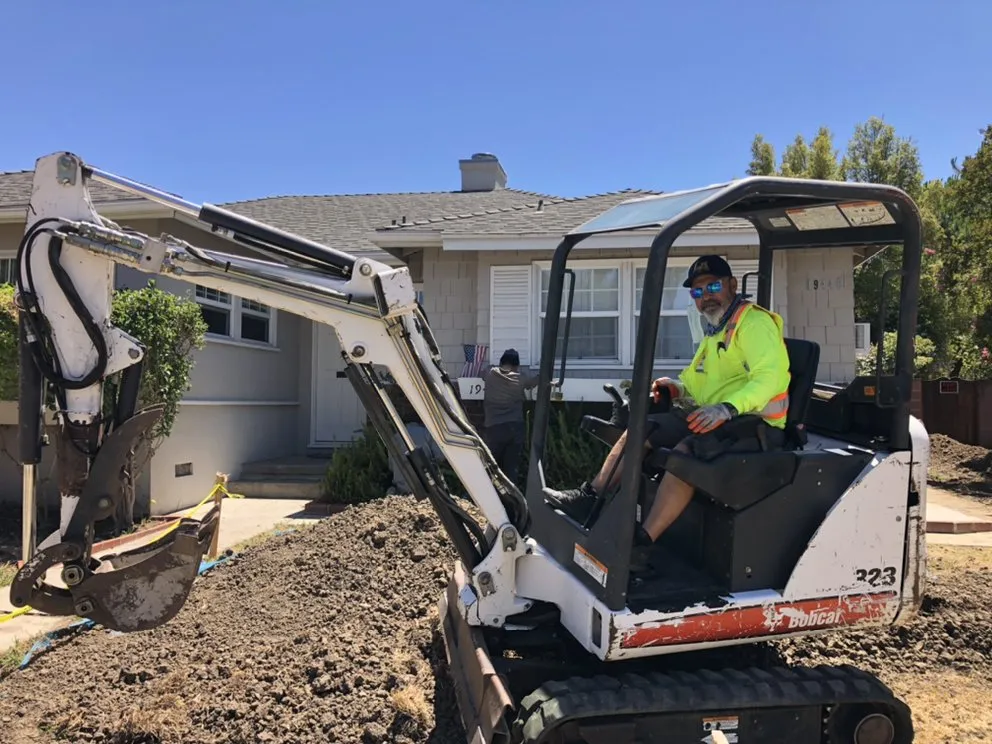 Slide of Safari Roofing and Remodeling