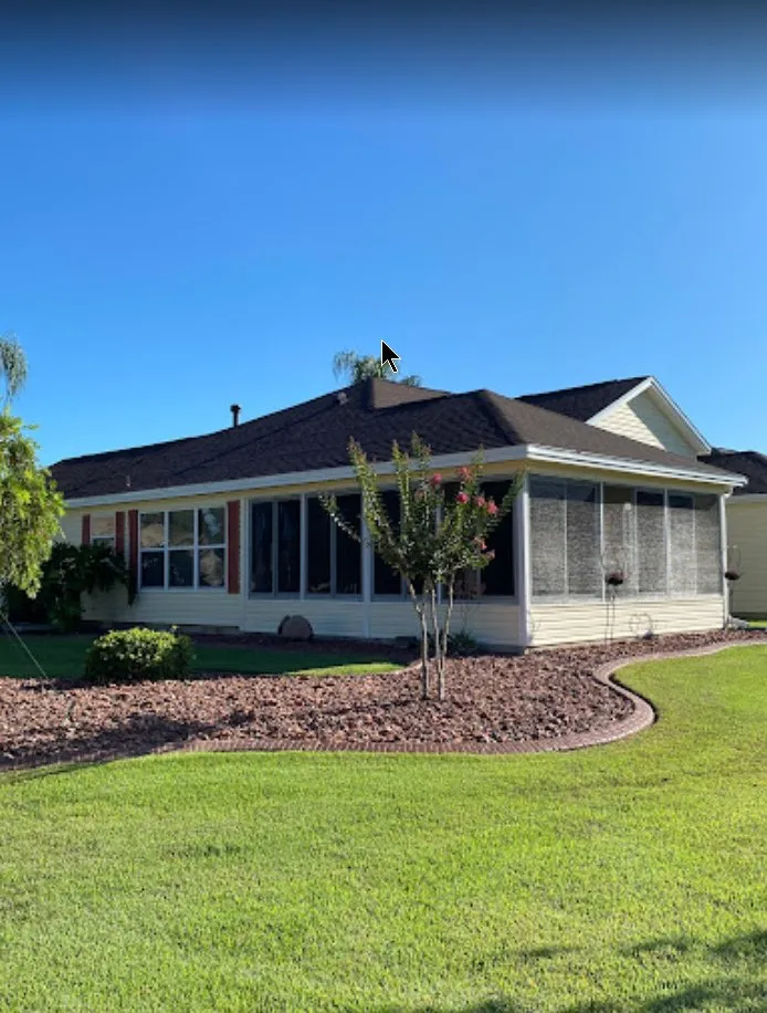 Local roof leak repair experts serving Oxford, FL - Safe and Sound Roofing