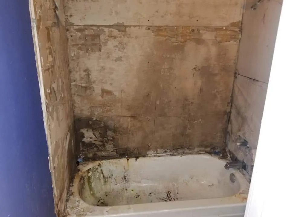 Slide of Safeguard Roofing and Construction