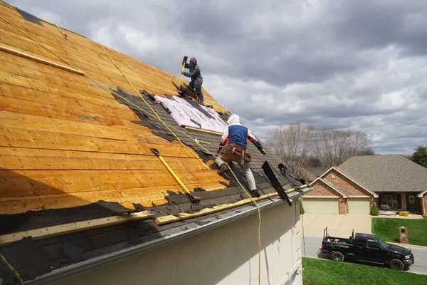Safeguard Roofing Logo