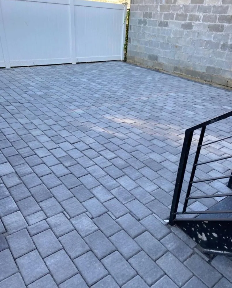 Slide of saga Builder