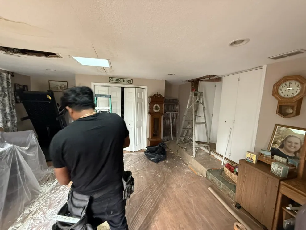 Slide of Sahagun Roofing