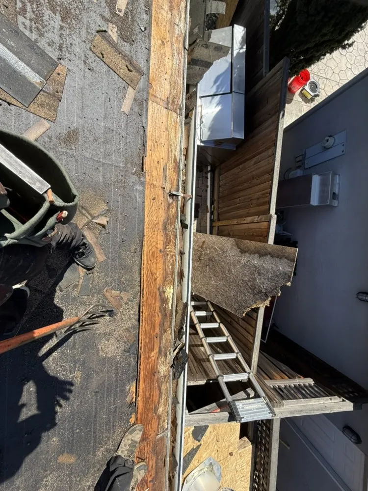 Slide of Sahagun Roofing