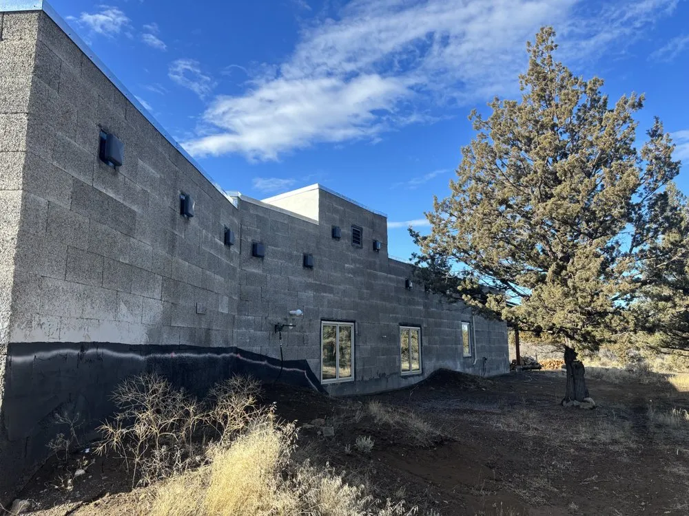 Slide of Sahara Construction