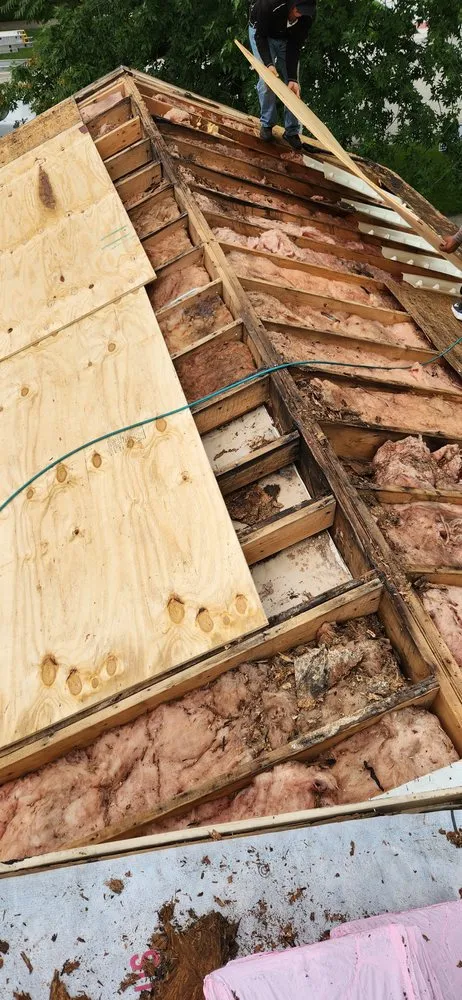 Slide of Sal Roofing & Restoration