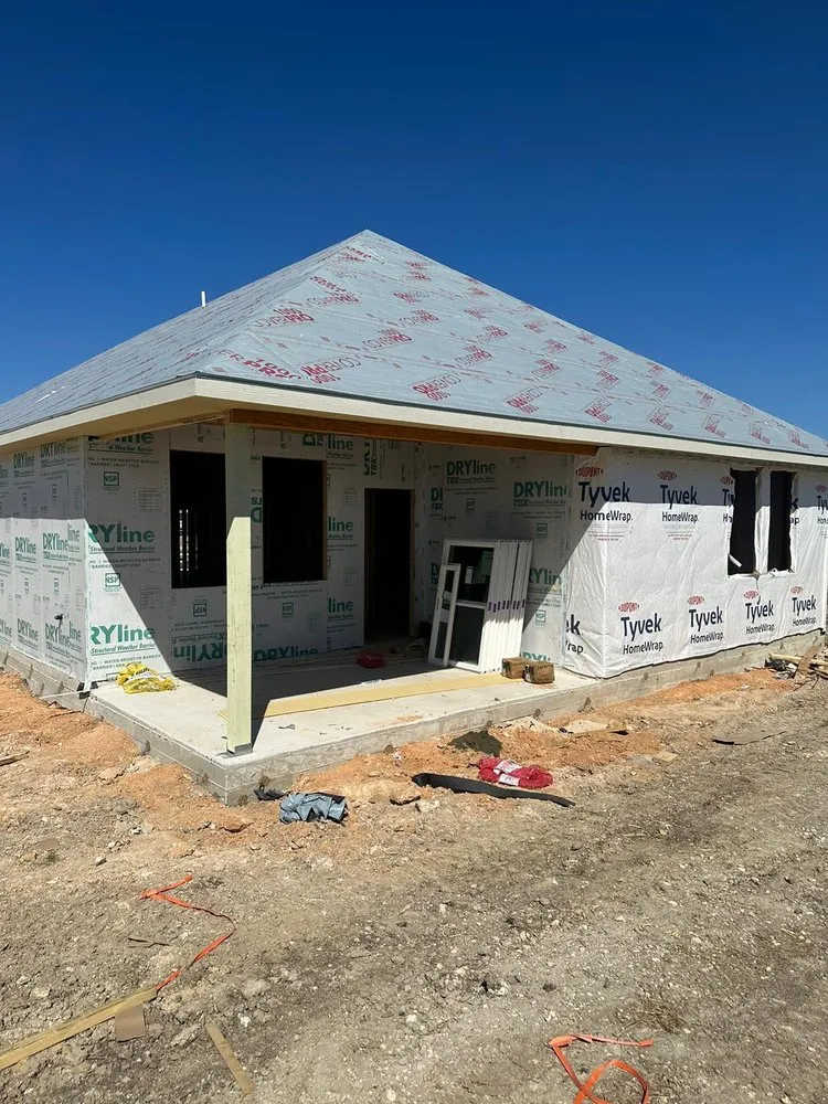 Slide of Salazar & Sons Roofing