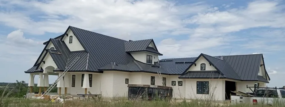 Slide of Salazar & Sons Roofing