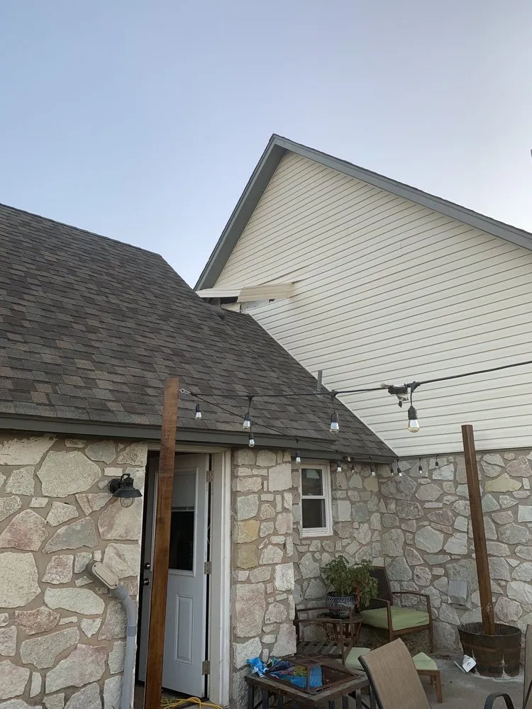 Slide of Salazar Roofing & Construction