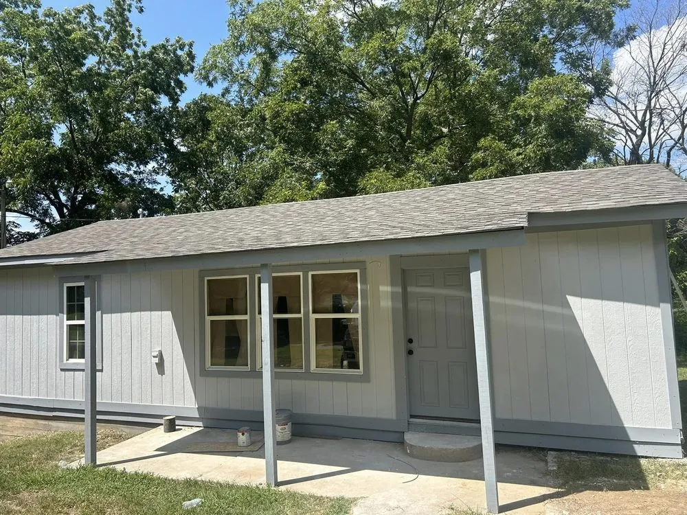 Slide of Saldana Remodeling and Repairs