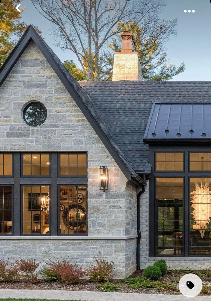 Slide of Salfa House