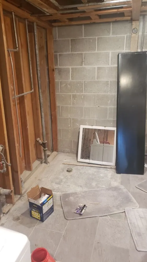 Slide of Salgado's Construction