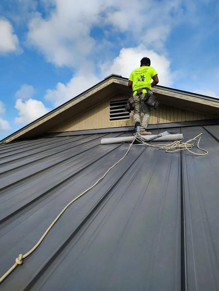 Slide of Salgado's General Contractor