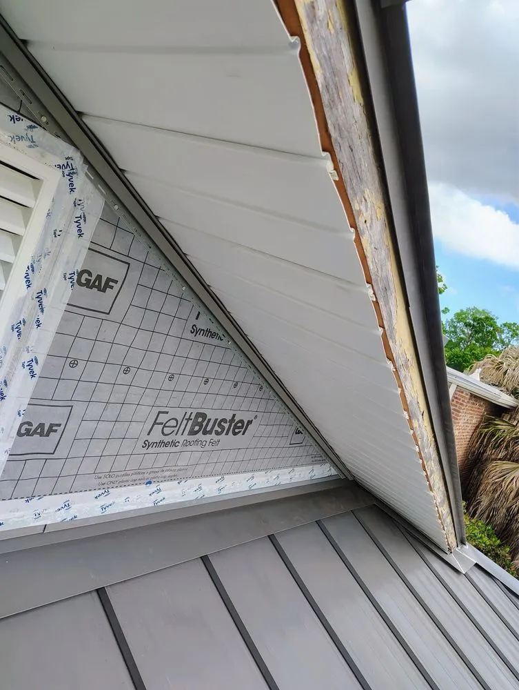 Slide of Salgado's General Contractor