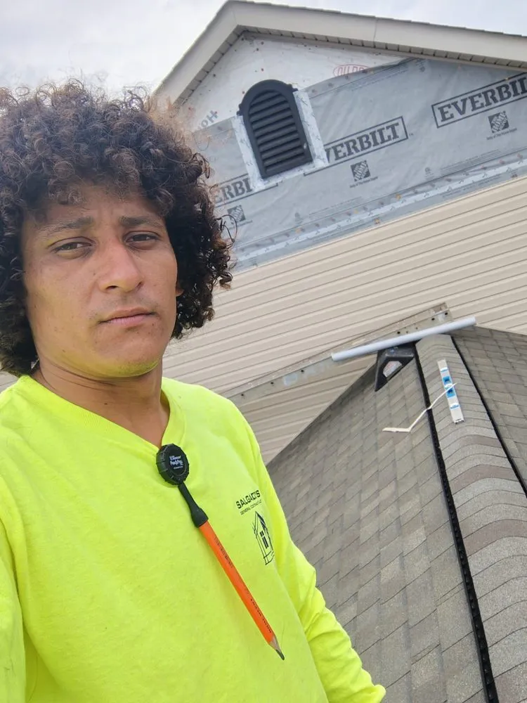 Slide of Salgado's General Contractor