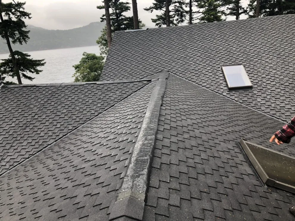 Licensed roof inspection experts serving Eastsound, WA - Salina's Construction