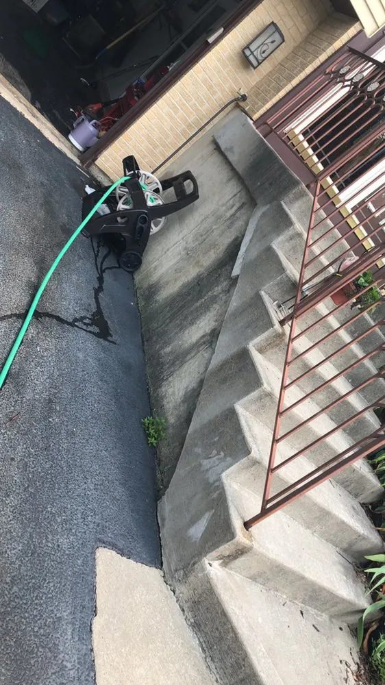 Slide of Salinas ProPower Washing