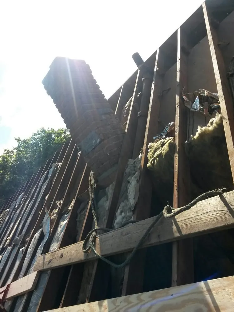 Slide of Salina's Roofing